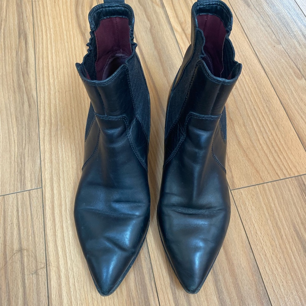 Marc Jacobs Vintage Leather Chelsea Boots